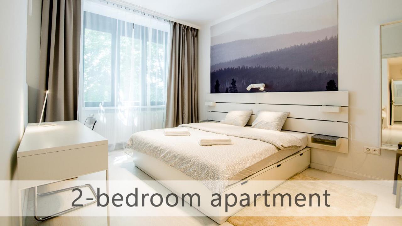 White Apartments With Ac By Kovee 布拉迪斯拉发 外观 照片