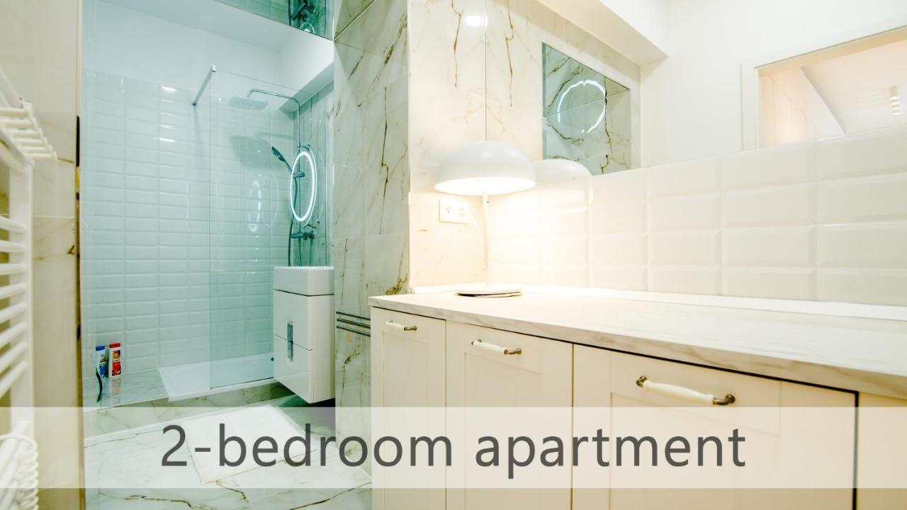 White Apartments With Ac By Kovee 布拉迪斯拉发 外观 照片